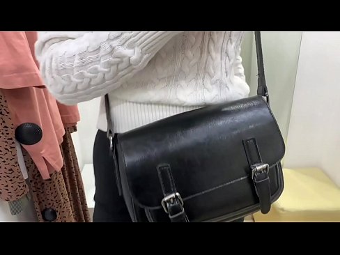 ❤️ Masturbation publique de la jeune salope FeralBerry avec un gode dans la cabine d'essayage ❤❌ Porno de qualité at porn fr.pornma-com.ru ️❤